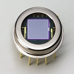 帶前置放大器的硅光電二極管 S8746-01