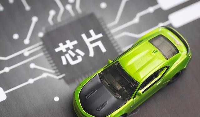 汽車行業(yè)遭到“缺芯”打擊 走出低迷仍要時日(圖1) 5-21101215193KR.jpeg