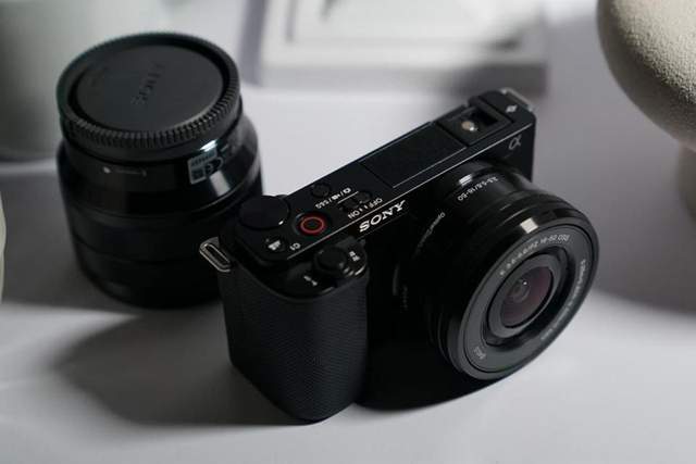 相機(jī)行業(yè)遭受半導(dǎo)體零部件短缺 索尼被迫在旺季截單(圖1) 5-211124103T5315.jpeg